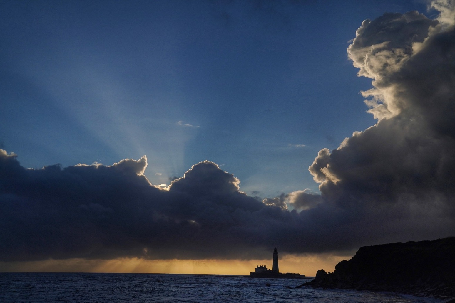 England and Wales braced for thunder and flooding amid yellow weather warning 