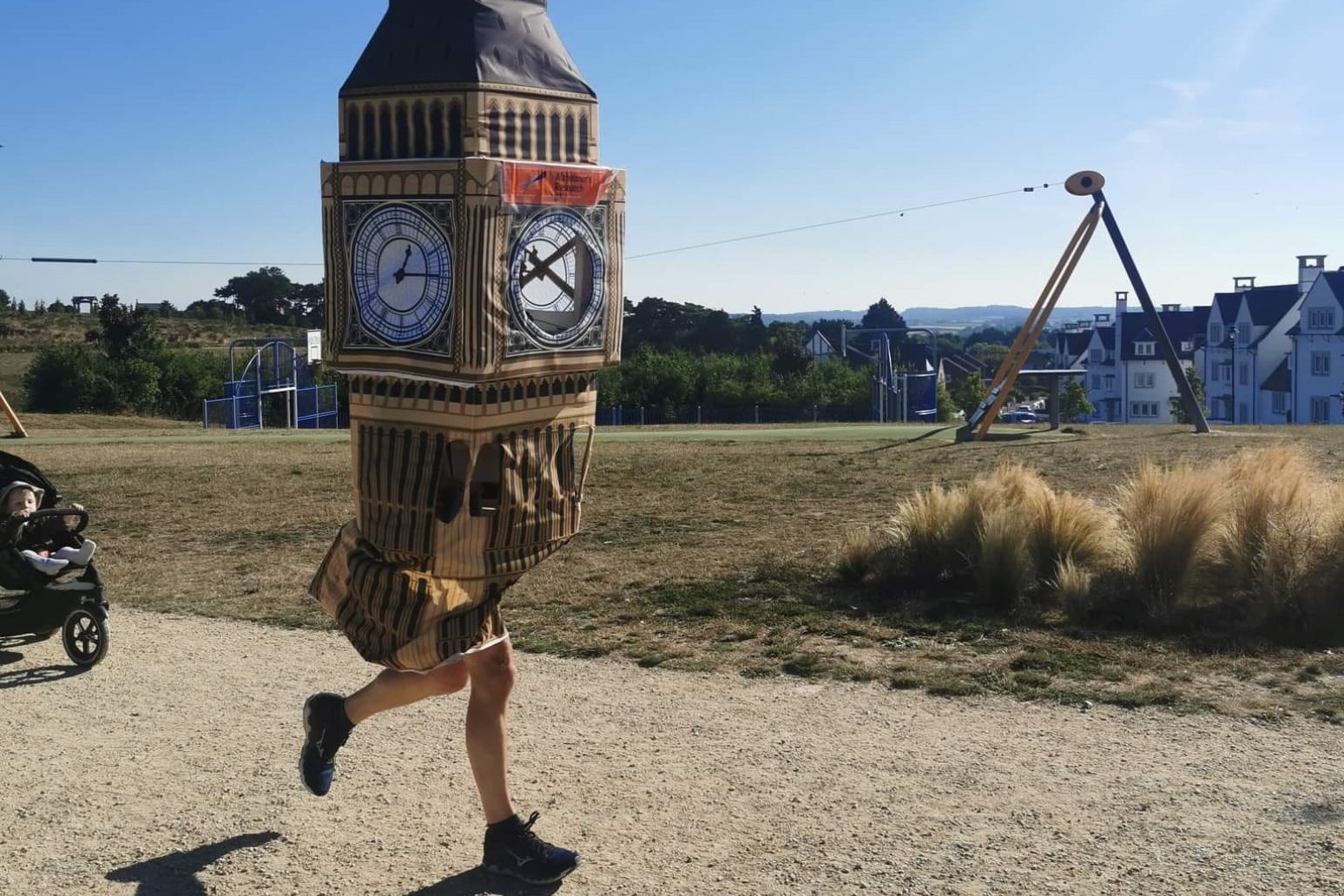 Big Ben strikes again at London Marathon as GP dons costume for charity 