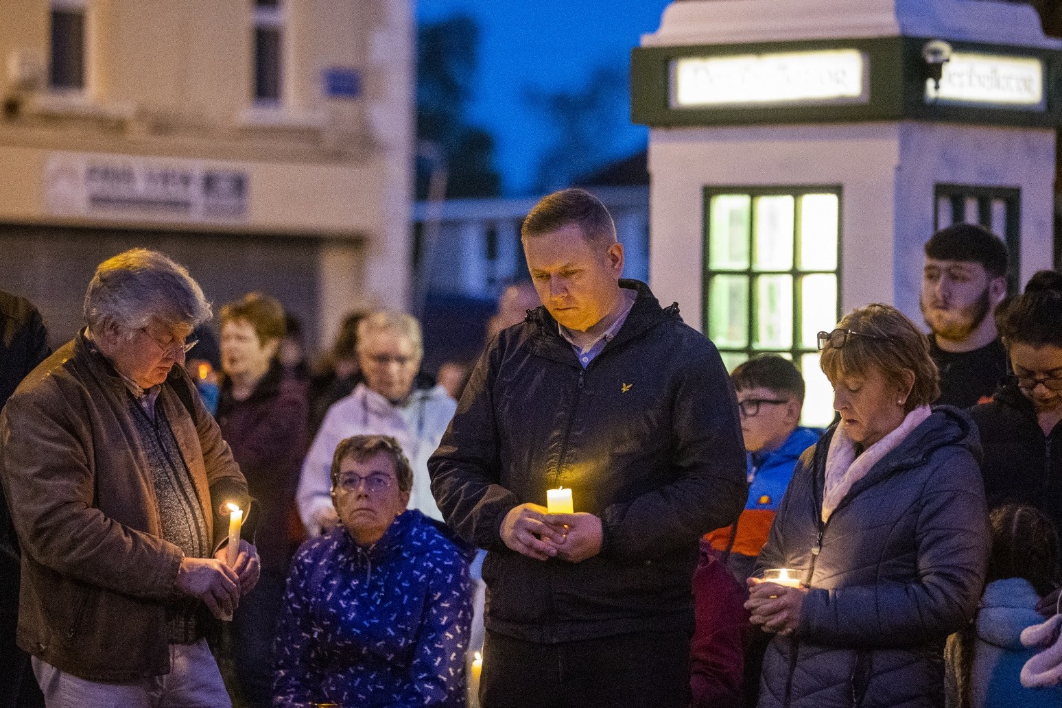 Vigils take place across Ireland in memory of Creeslough explosion victims 