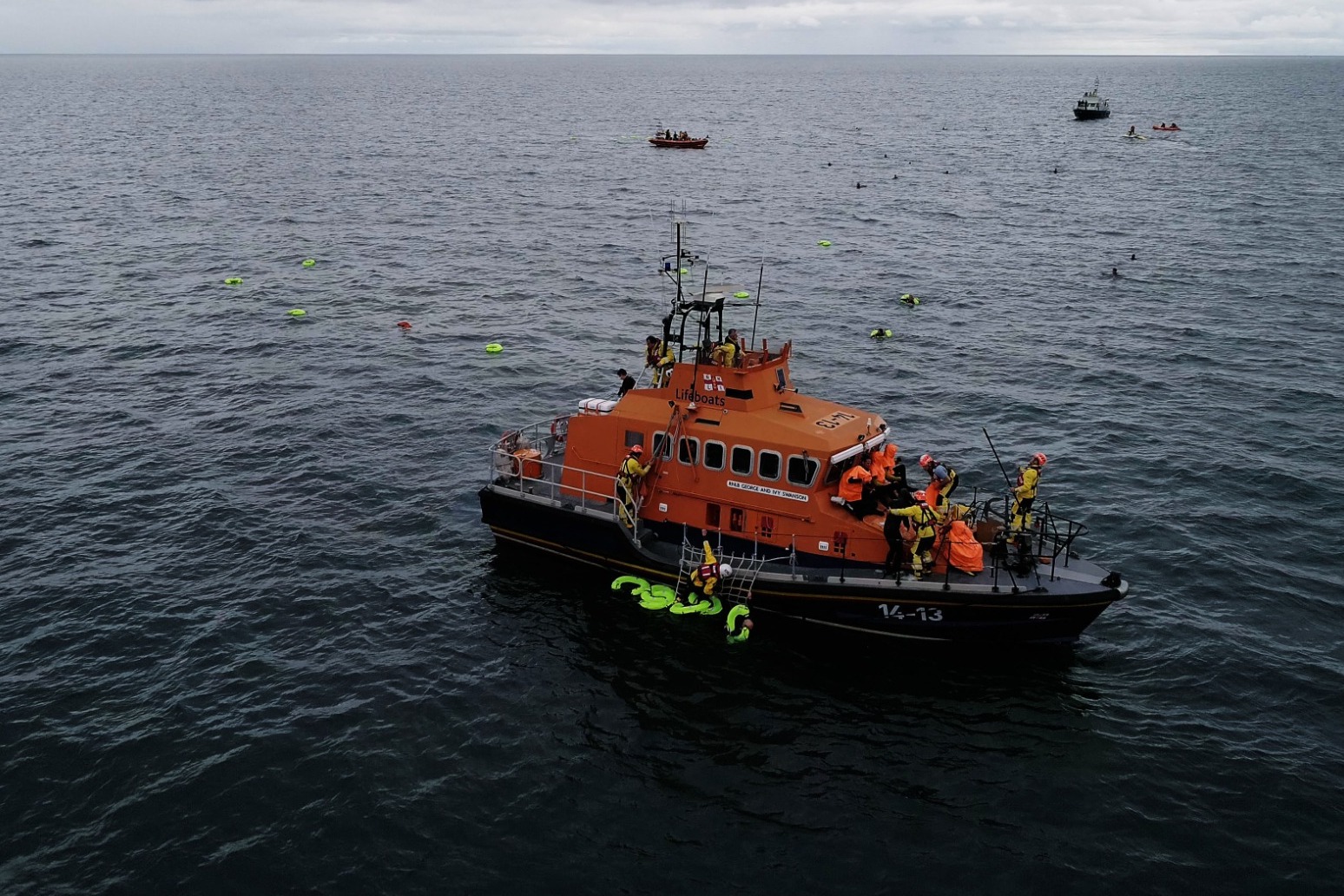 Flares plea after lifeboat crew drops festivities for Christmas Day search 