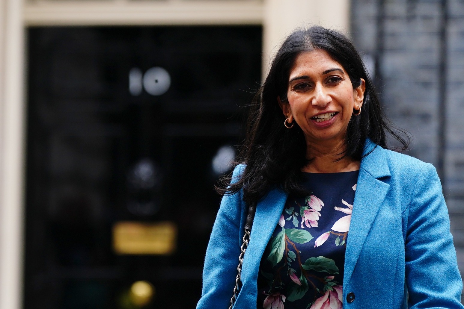 Ex-Tory chair accuses Suella Braverman of ‘multiple breaches’ of ministerial code 