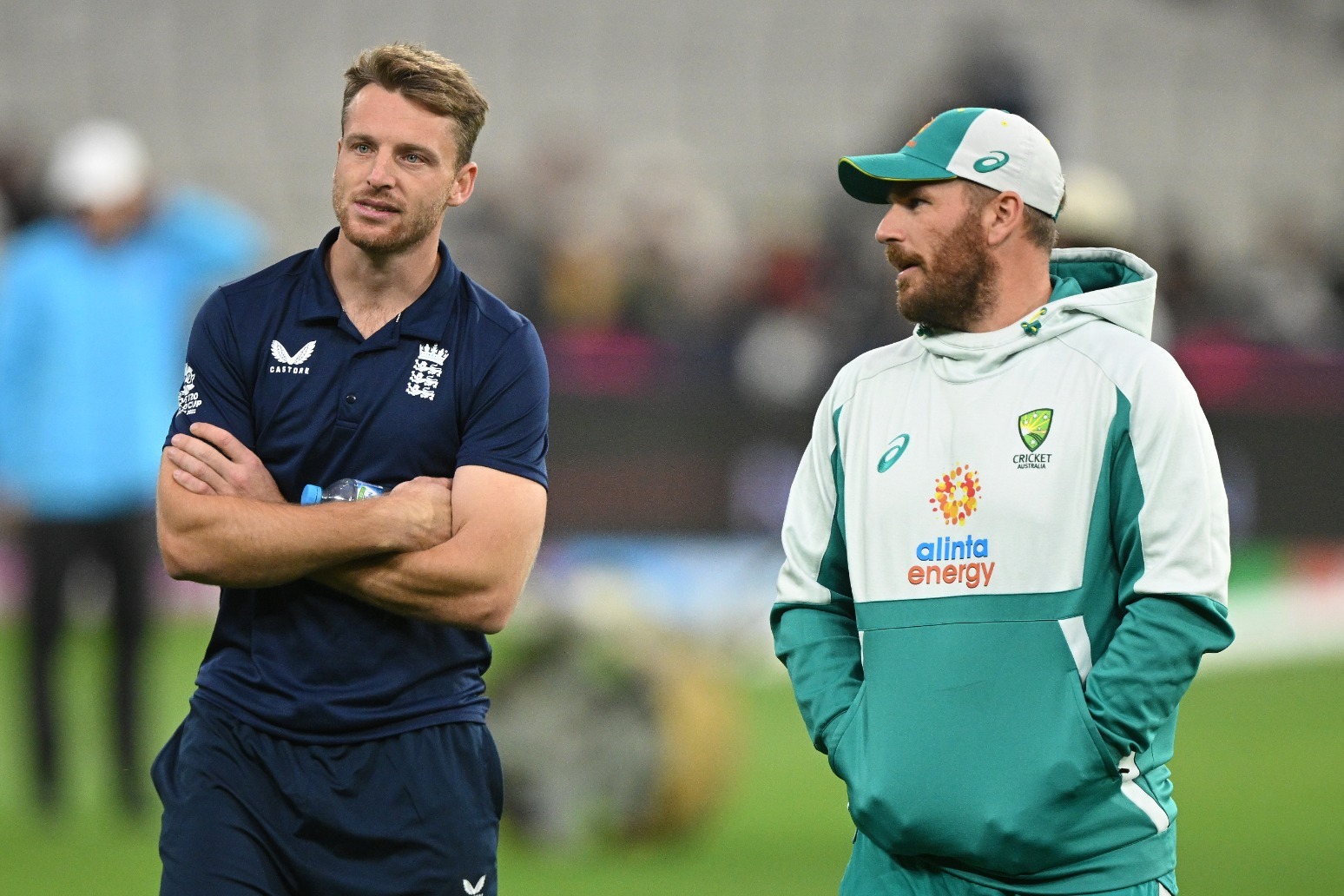 Aaron Finch helps Australia boost T20 World Cup semi-final bid with Ireland win 