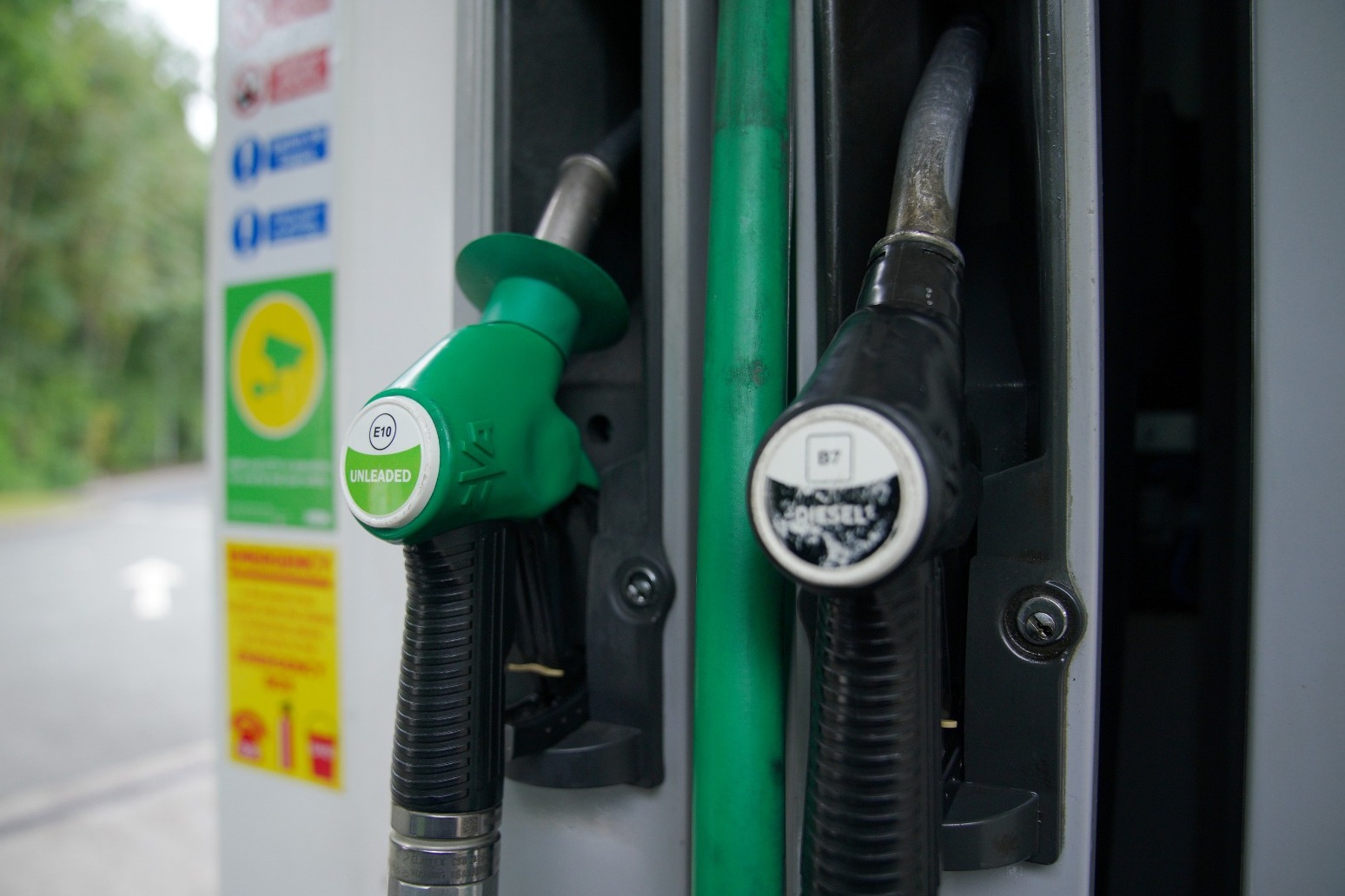 Gap between diesel and petrol prices nears 25p per litre 