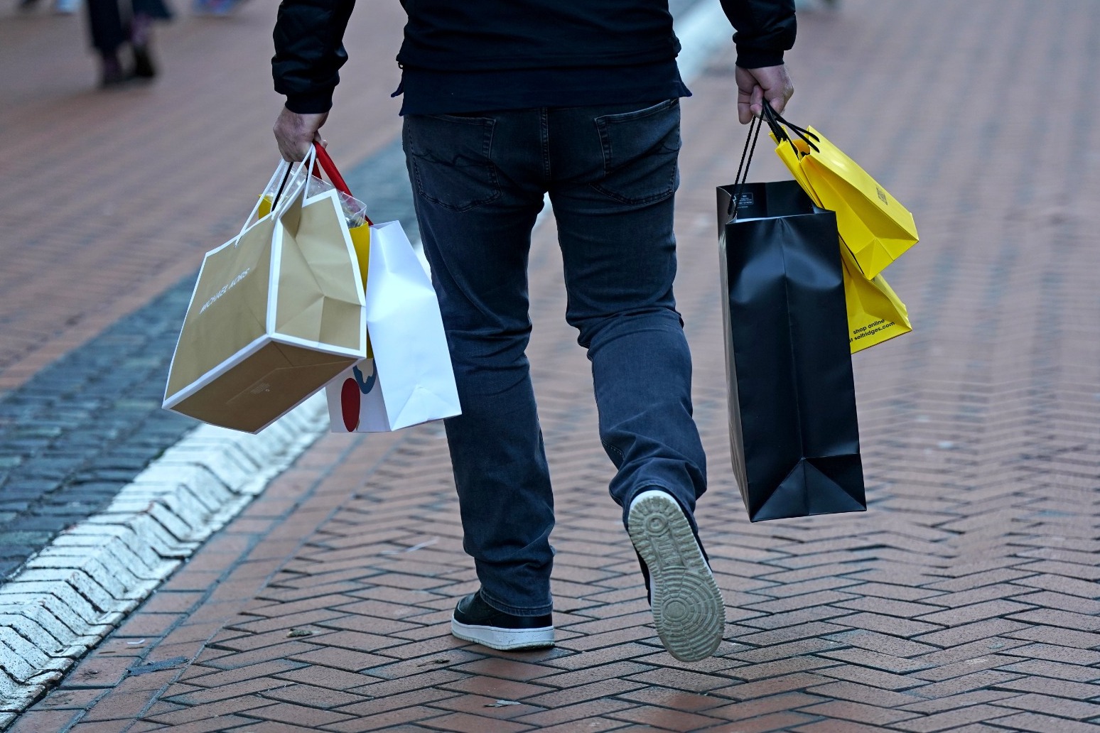 Cost-of-living crisis to push more retailers to brink in 2023, warn experts 