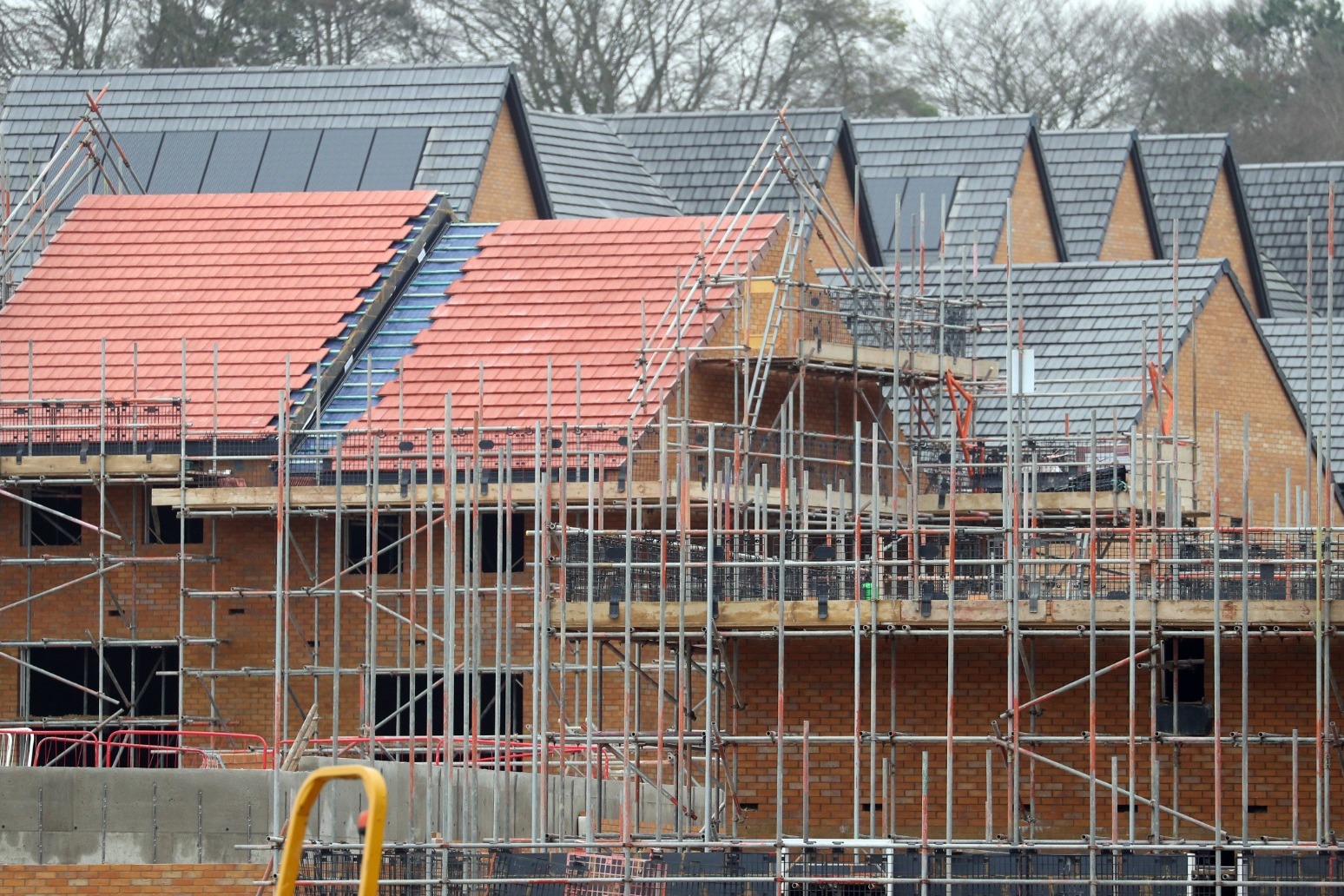 Builders deflated as construction sector shrinks 