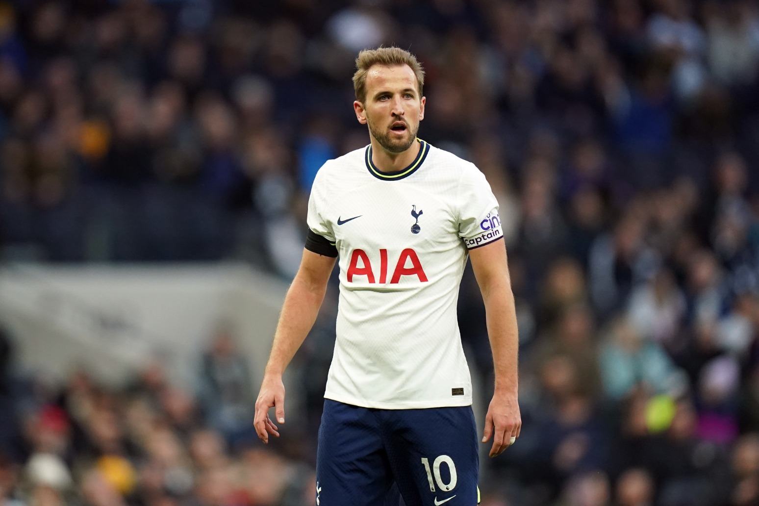 Harry Kane moves within one goal of Jimmy Greaves’ record with Spurs’ winner 