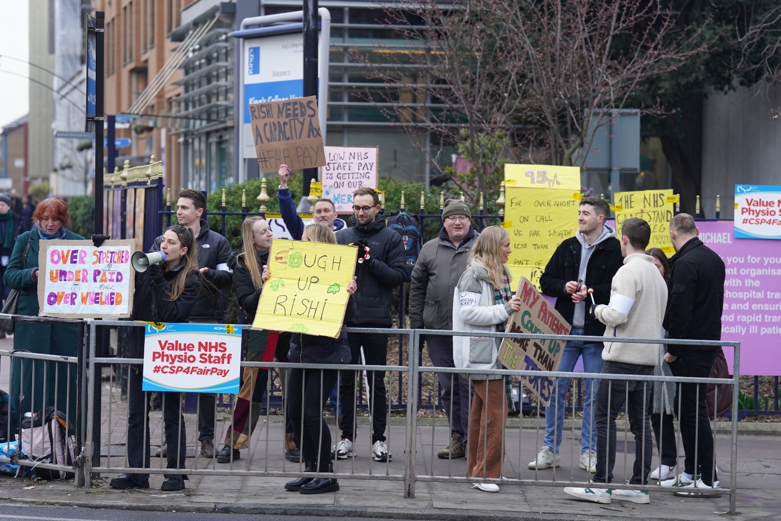 University staff continue 48-hour strike despite move for fresh talks 