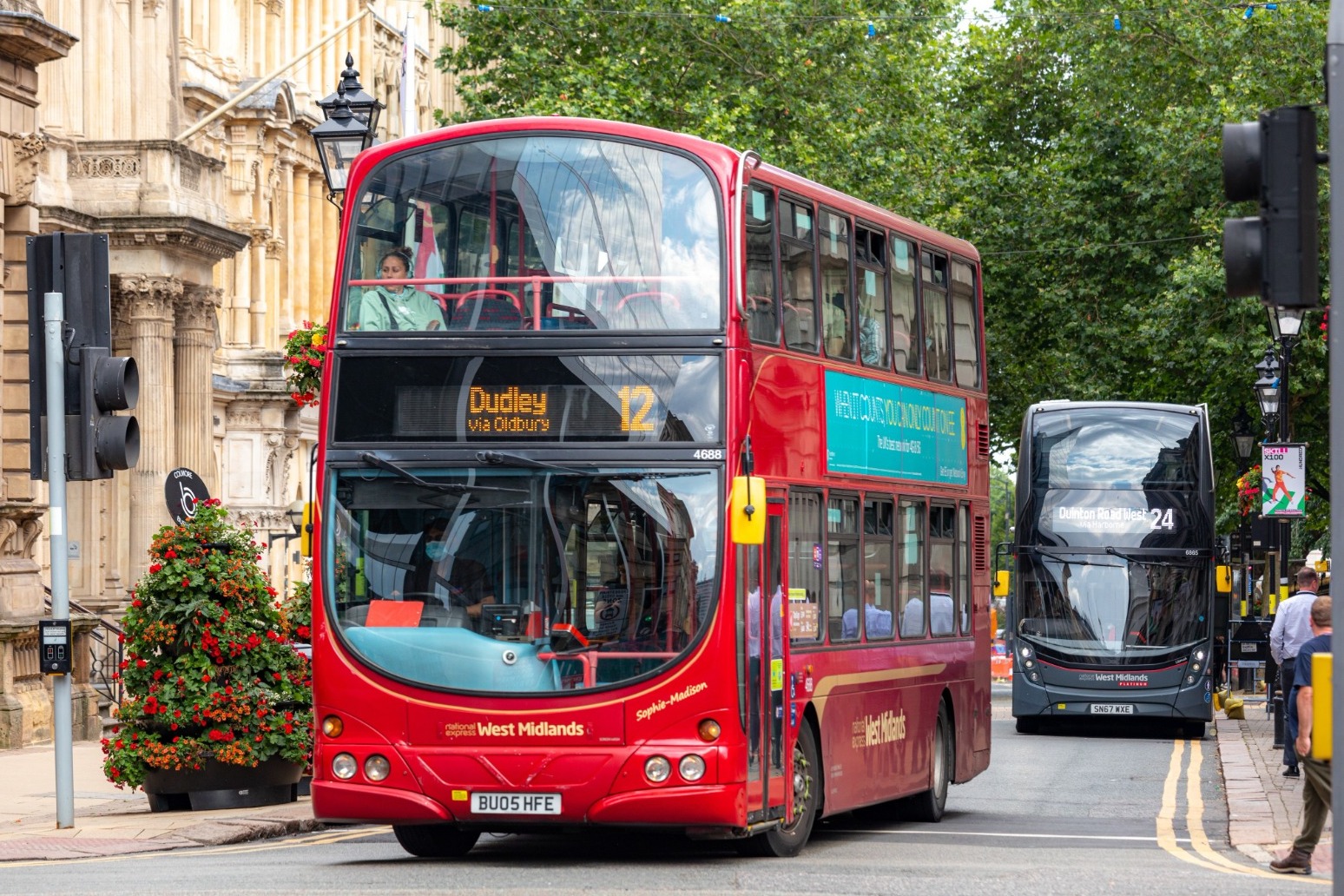 Indefinite strike to go ahead after bus drivers back industrial action 