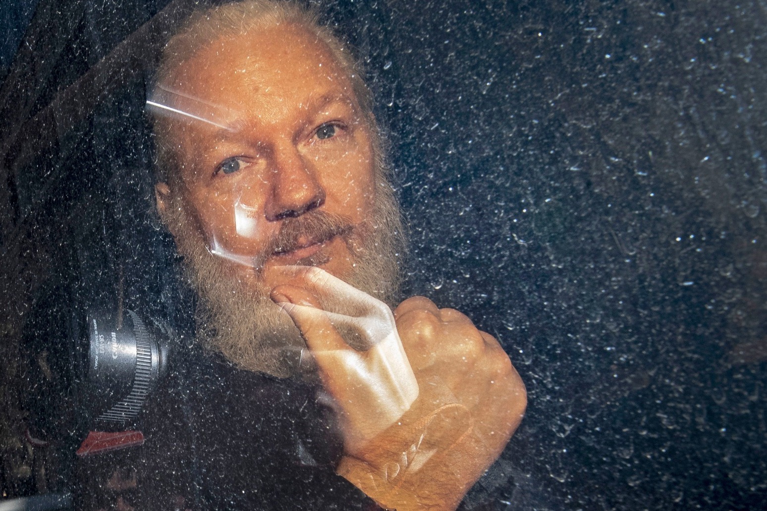 SWEDEN\'S MOVE TO DROP ASSANGE INQUIRY WELCOMED BY WIKILEAKS 