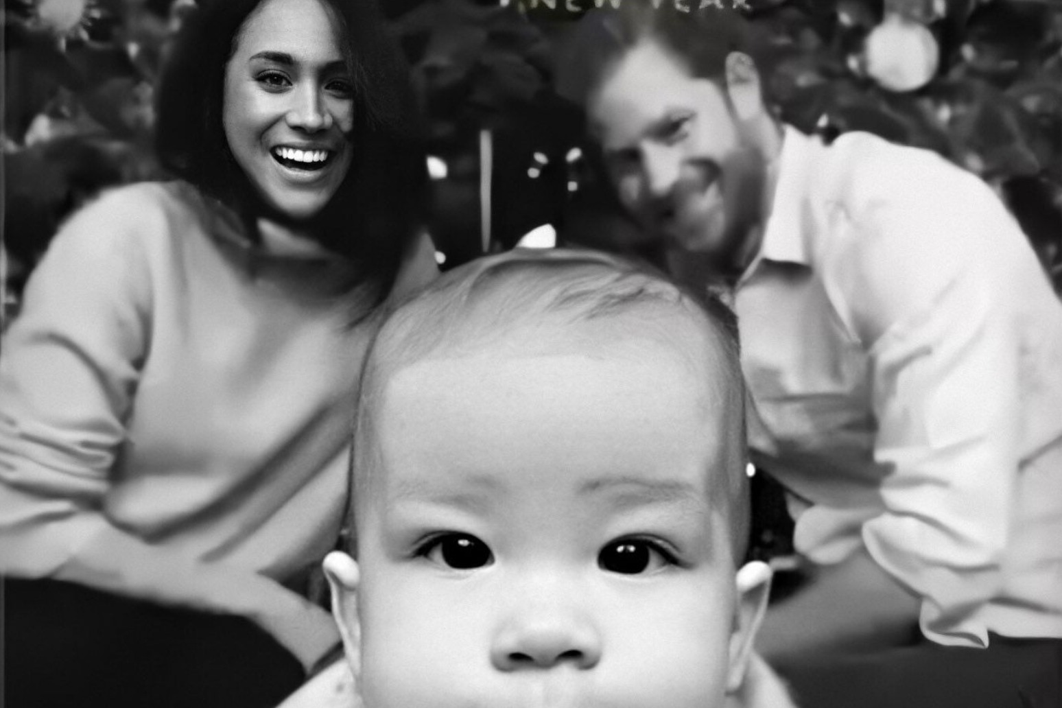 HARRY, MEGHAN AND ARCHIE PICTURED ON CHRISTMAS CARD 