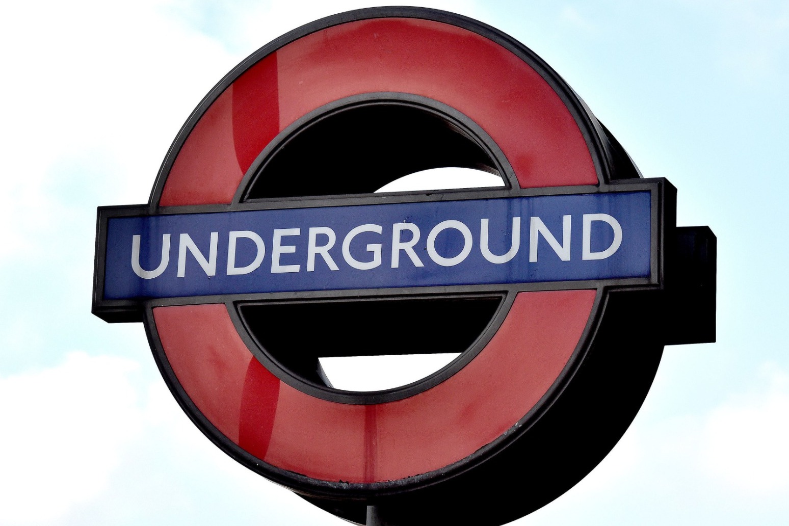 Tube drivers to strike in timetables row 