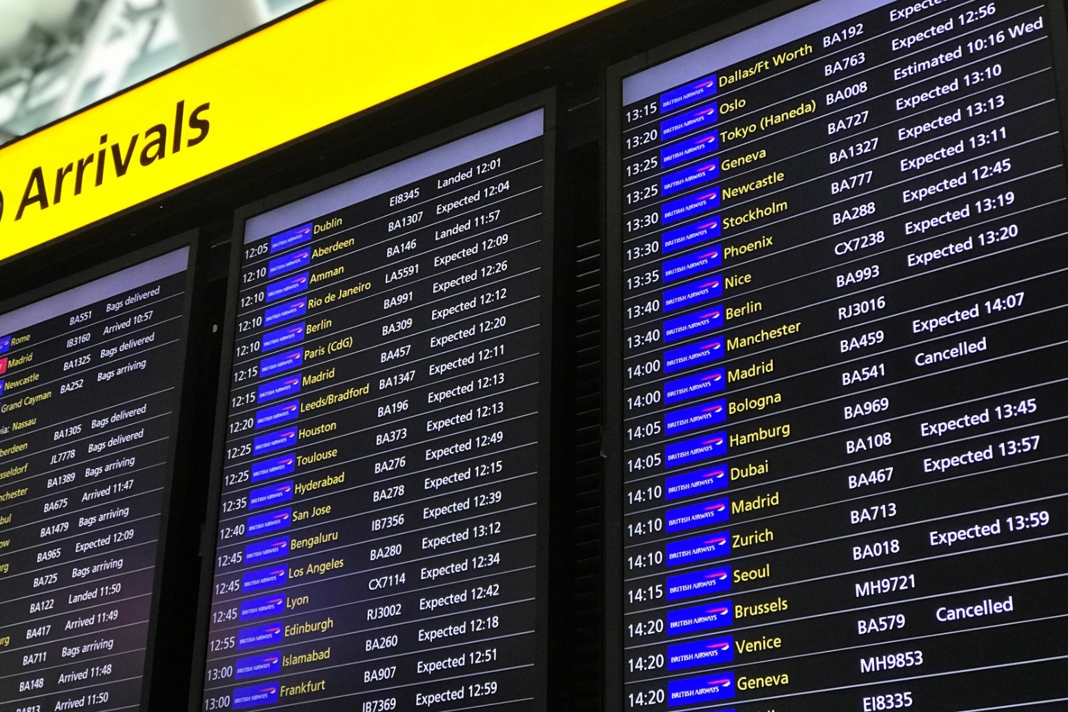 Heathrow\'s passenger numbers down 4.8% last month due to coronavirus 