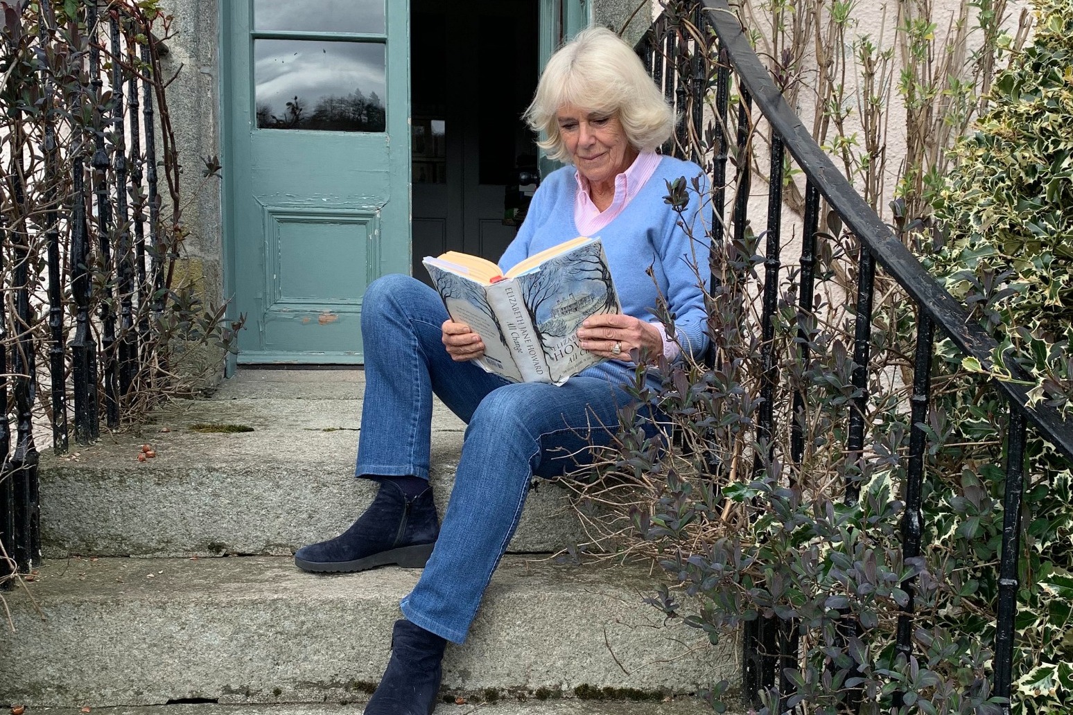 Camilla recommends authors to help readers through coronavirus outbreak 