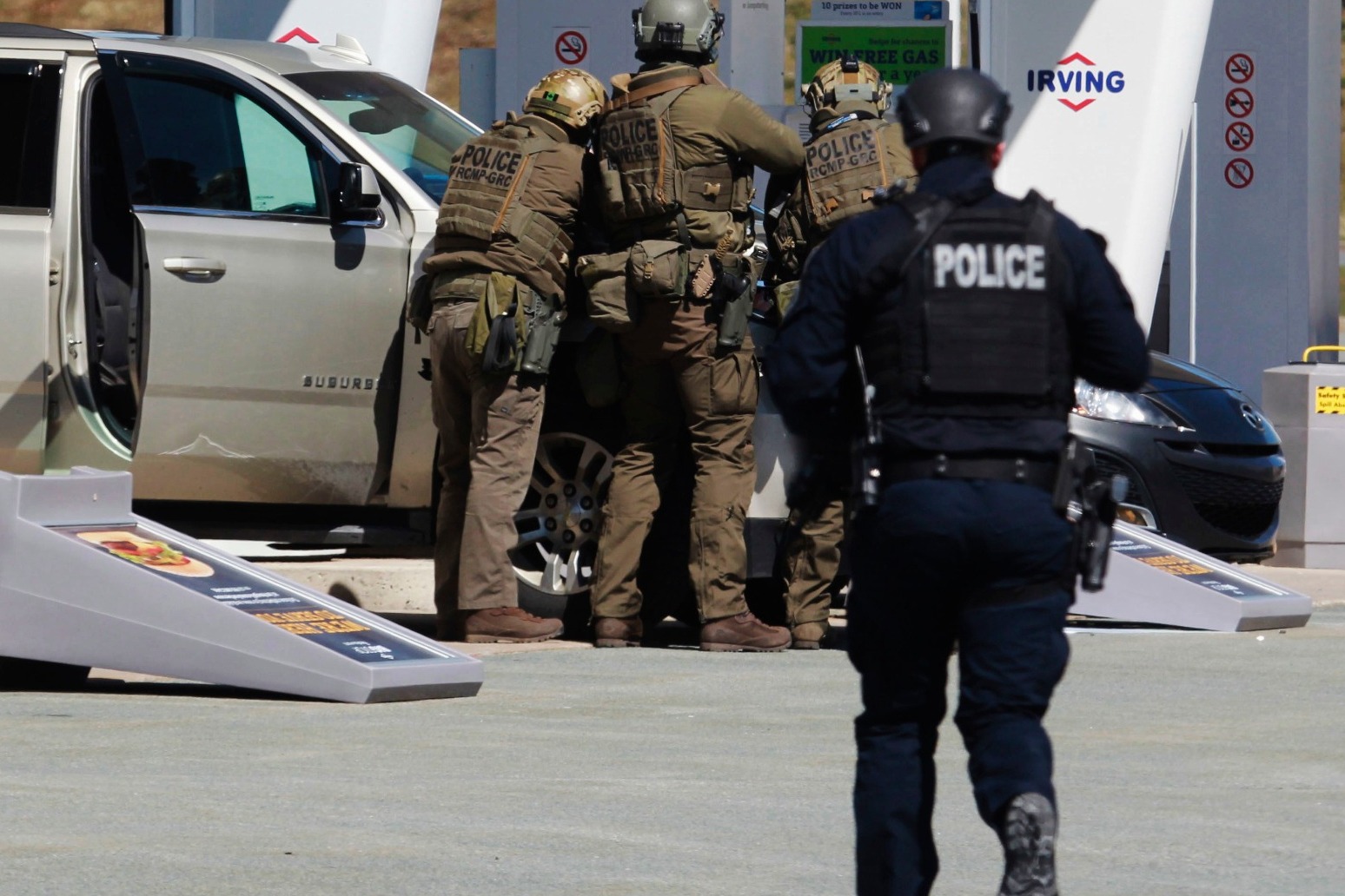 Shooting rampage in Nova Scotia leaves 16 dead 