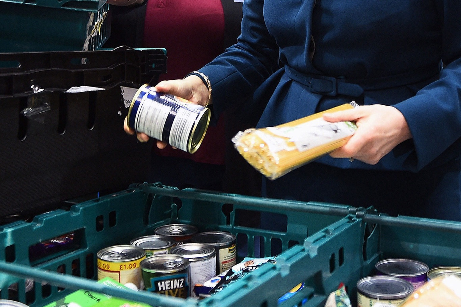 Huge increase in food bank use in recent weeks, charities report 