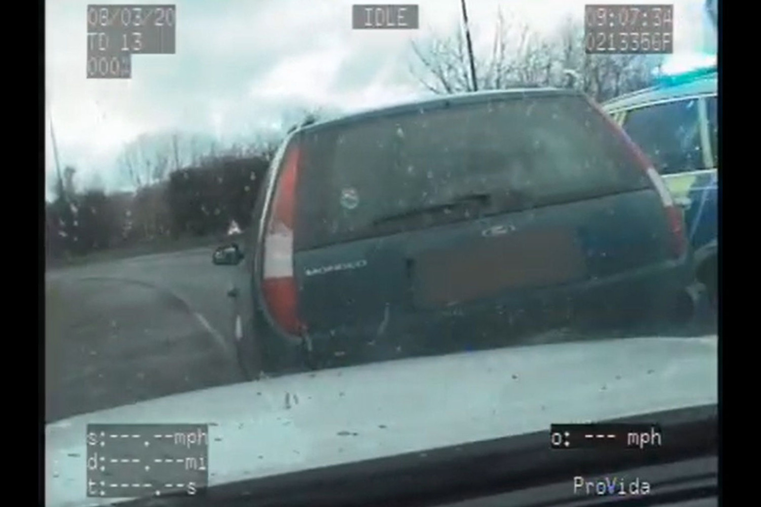 Dashcam shows teenager driving over stinger during police chase 