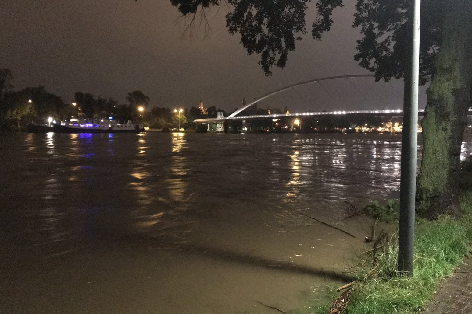 Death toll from European flooding tops 150 as water recedes 