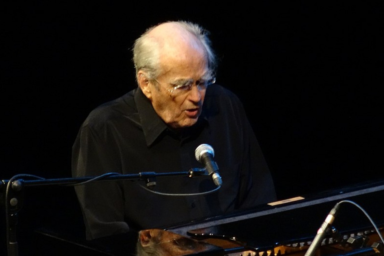 Oscar-crowned French composer Michel Legrand dies at 86 