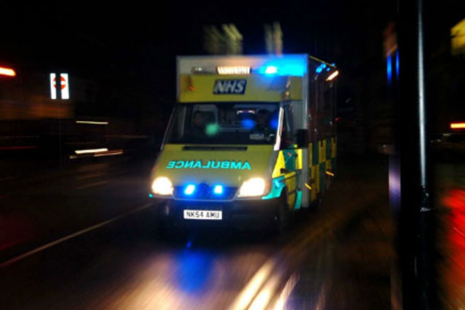 Violent attacks on ambulance workers increase by more than a third 