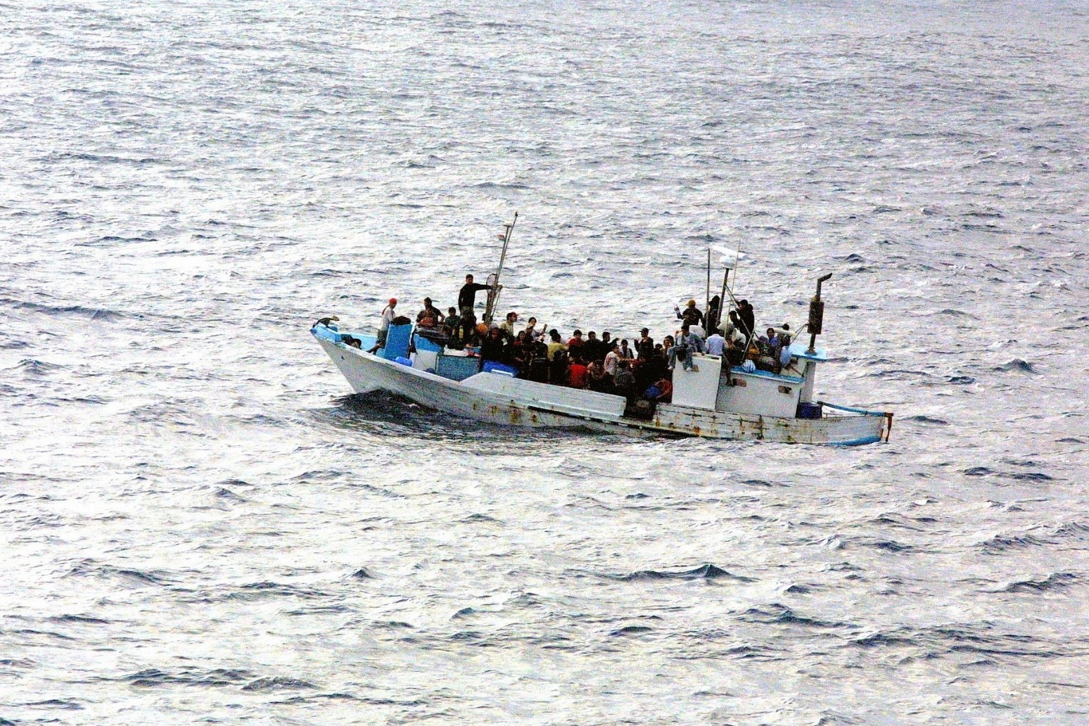 Seventeen migrants perish crossing from Africa to Spain 