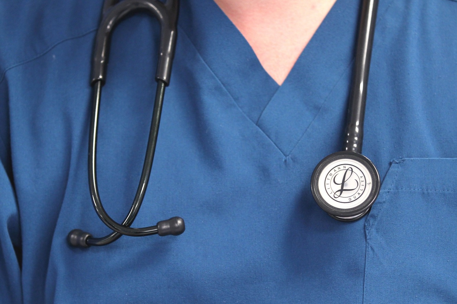 DOCTORS WARN MPS NOT TO POLITICISE THE NHS 