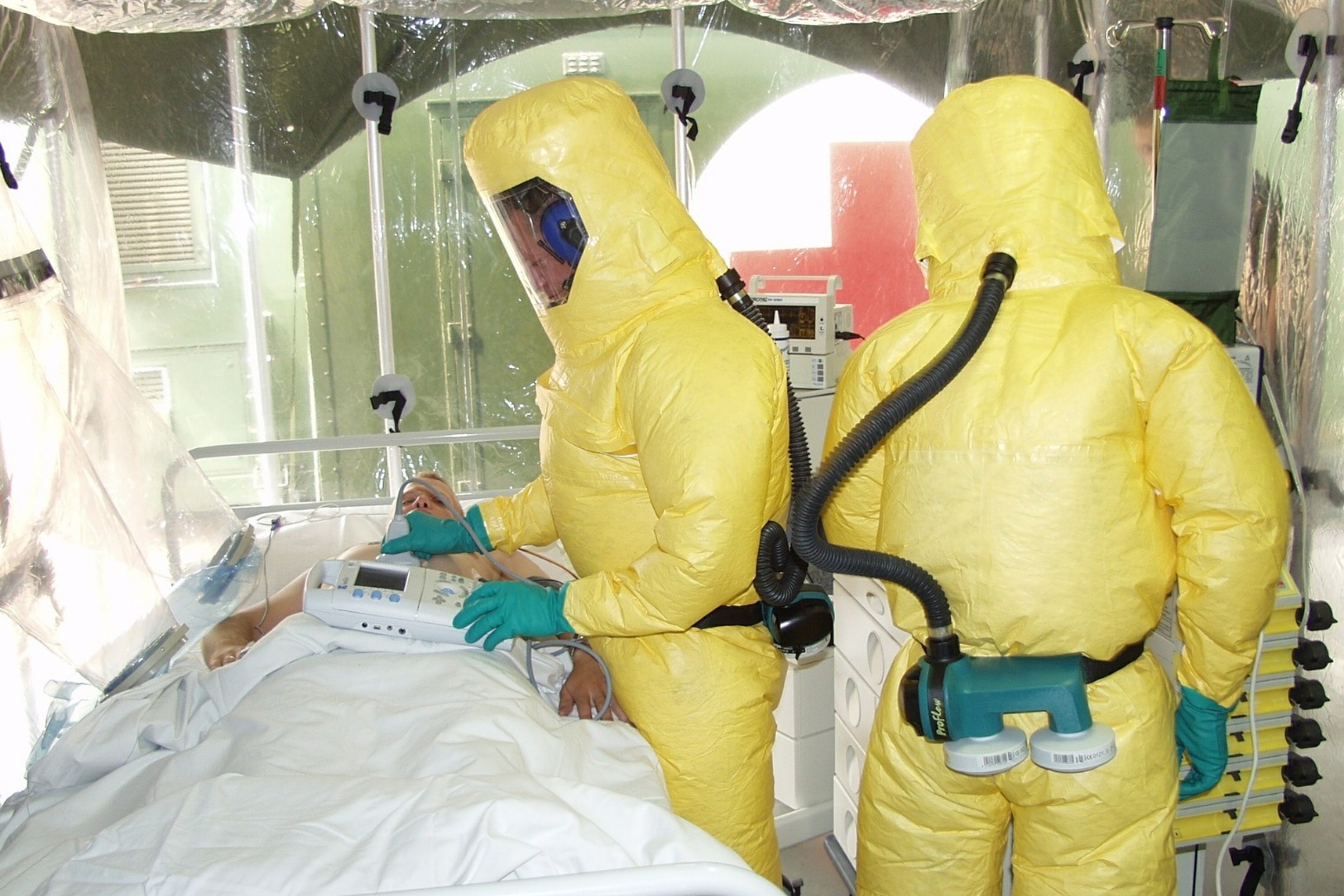 Swedish hospital investigating suspected Ebola case 