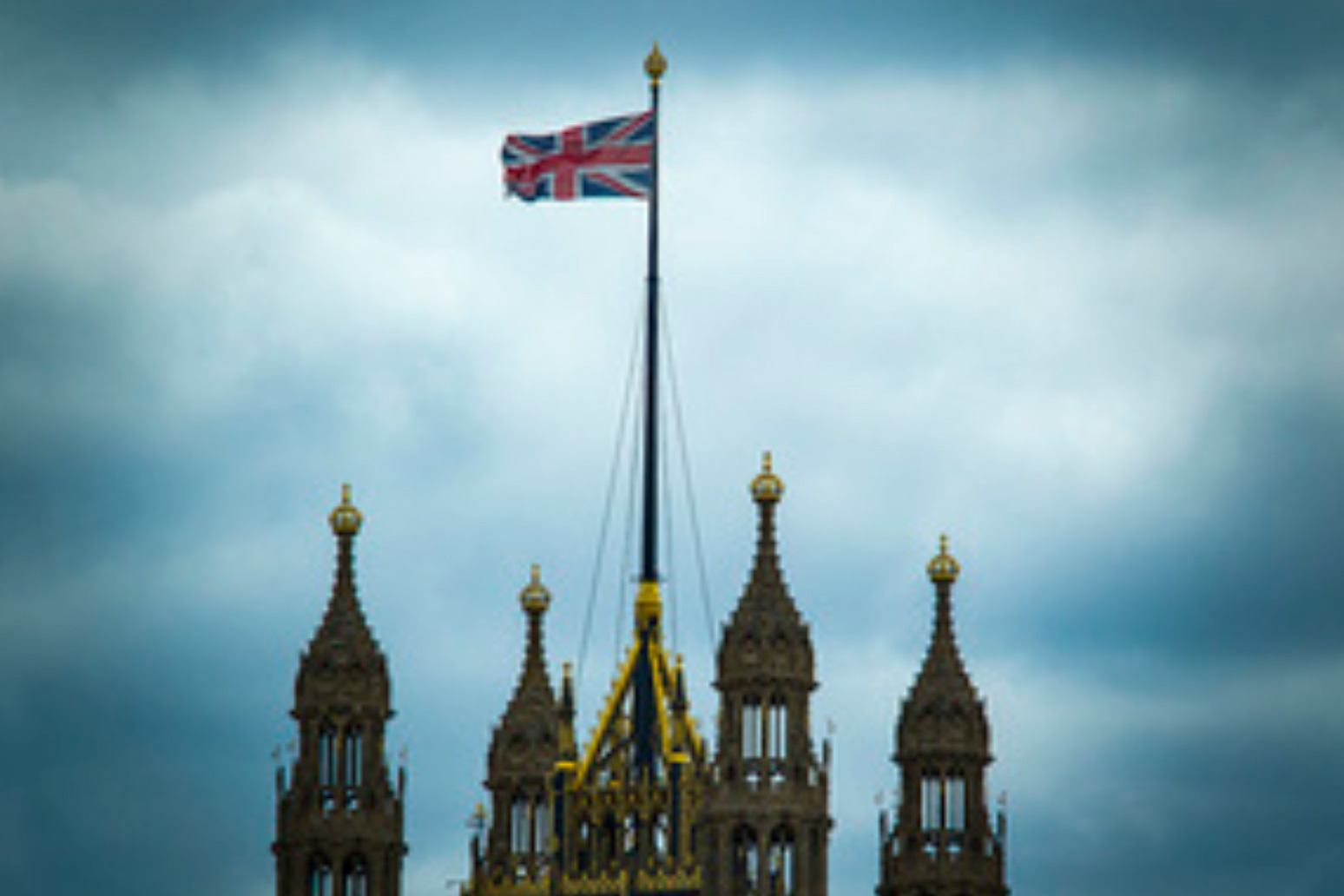 UK Flags to be flown at full mast to mark birth of the Royal Baby 