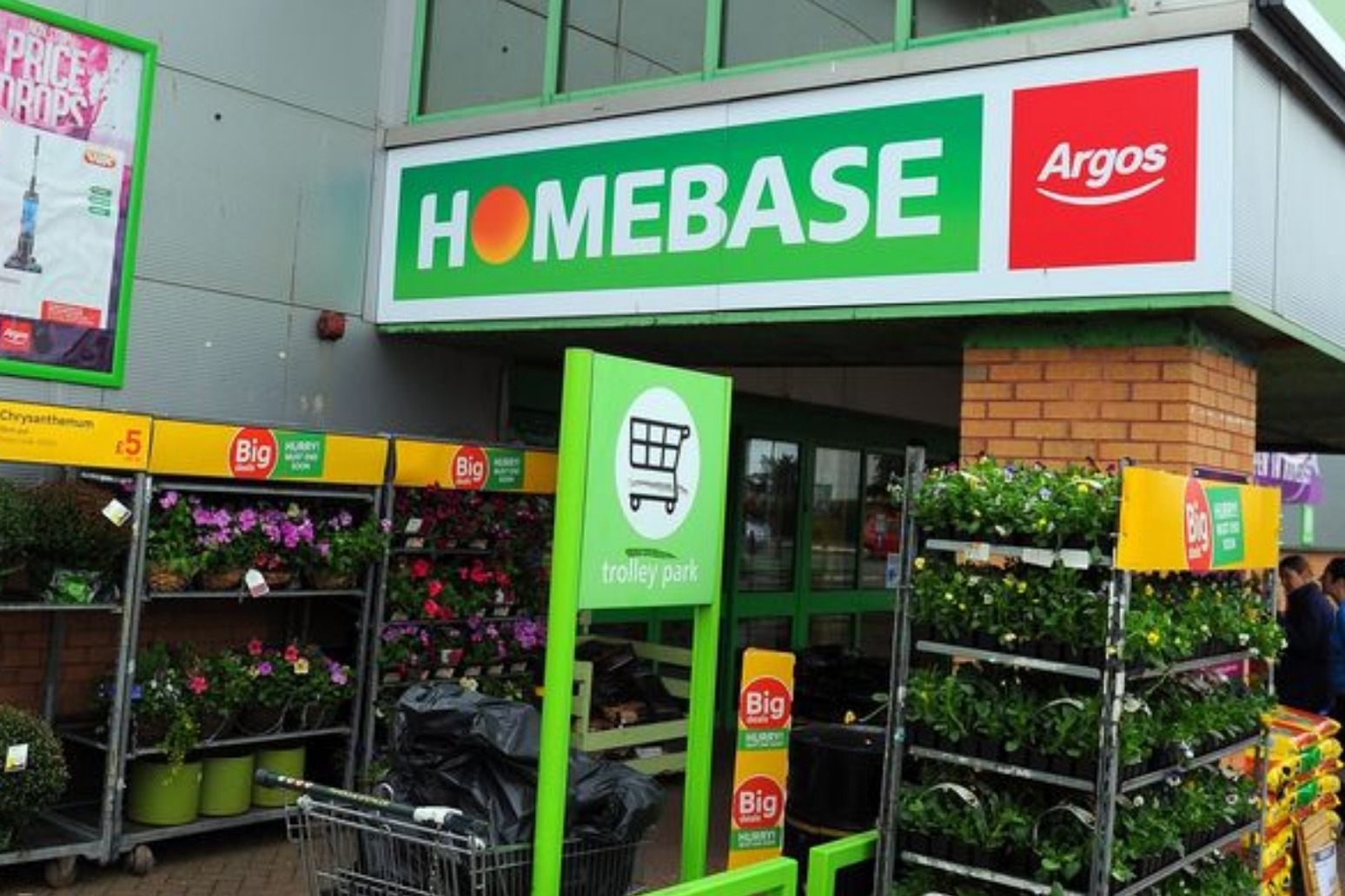 Wesfarmers sells Homebase for £1 two years after buying it 
