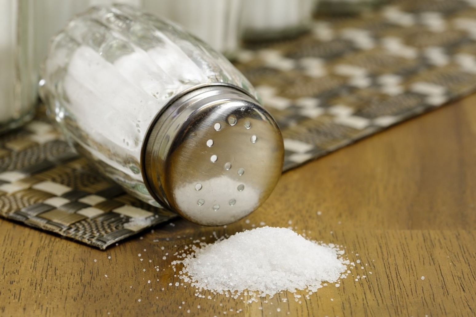 Concerns over levels of salt in children\'s meals 