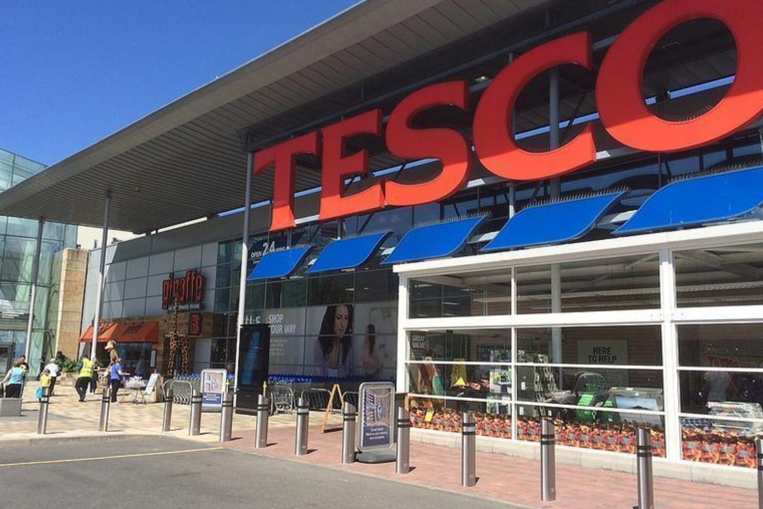 Customers left angry by online shopping problems at Tesco 